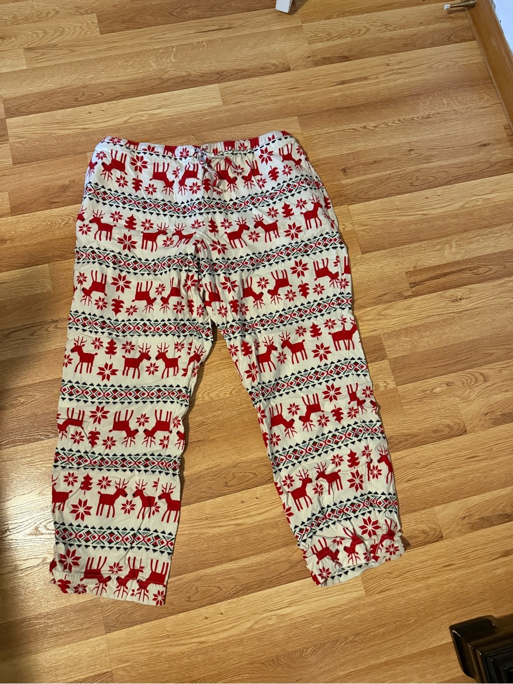 Hanna Andersson Red & Cream Reindeer Holiday Pajama Pants
